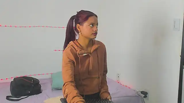 Nicky_Nicoole 📻 free sex cam