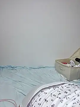 Jiangjiang18 live cam on StripChat