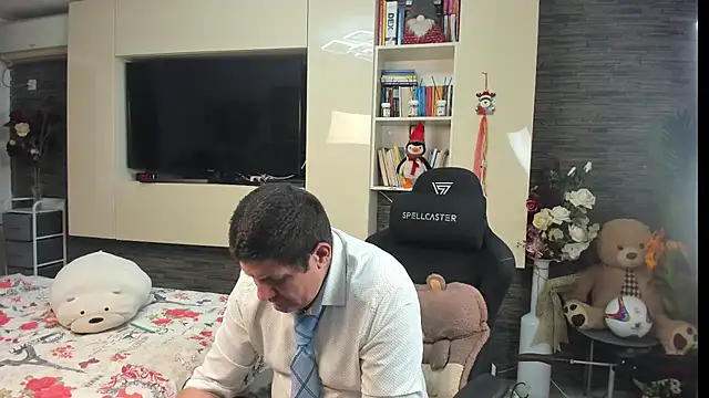 SpartacusDaddy48 webcam