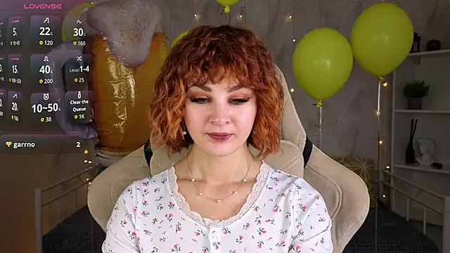 Kira__Fluffy webcam