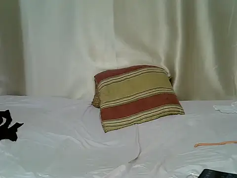 Lovet_drip webcam