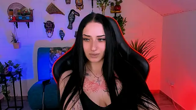 MonicaLowes webcam