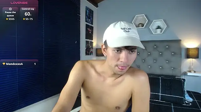 xxx_thesupercum_ webcam