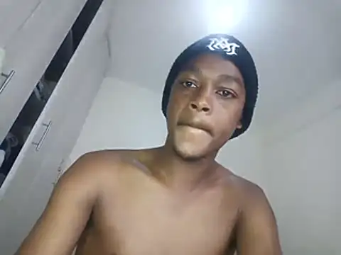 Sweatdick001 webcam
