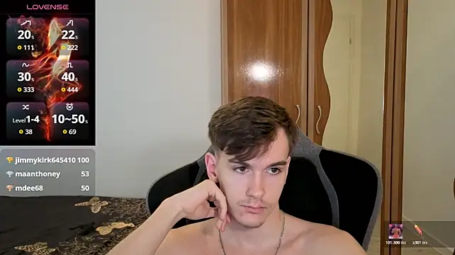 bradyflint (M twink) - Cum show !