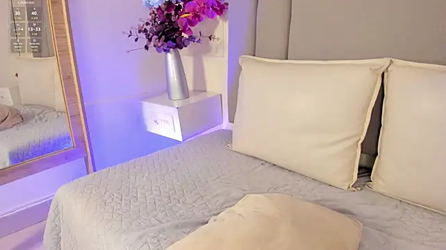 Elliot_Walker webcam