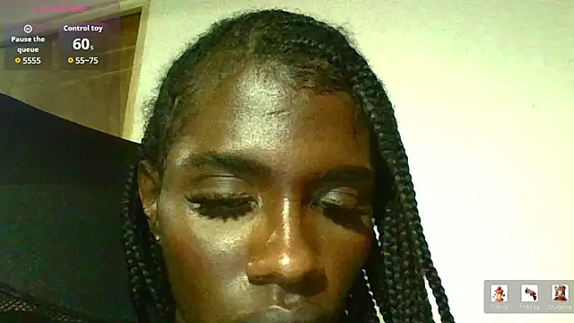 Kyliewarrior webcam