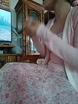 Linda-yiyi webcam