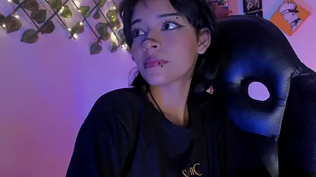 Anny_Kiitty webcam