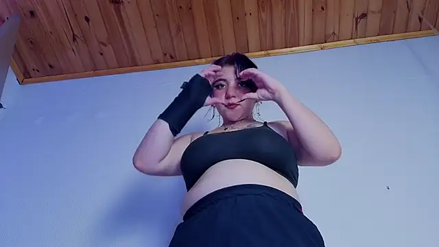 Blueberry_gothic webcam