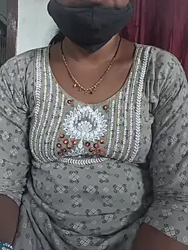 hot_queenn11 webcam