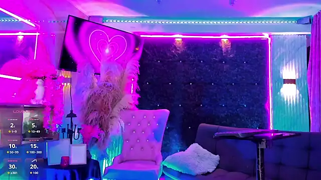 Queens_Wonders_Blonders
