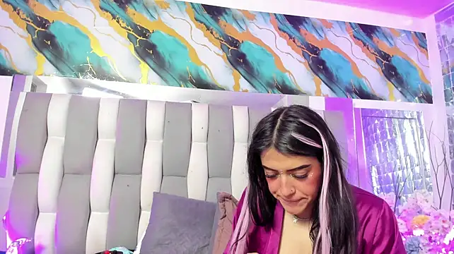 IsaDiiaz live cam on StripChat