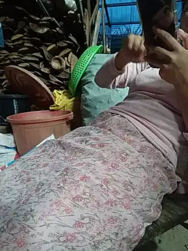 Linda-yiyi webcam