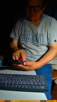 modelodebarro live cam on StripChat