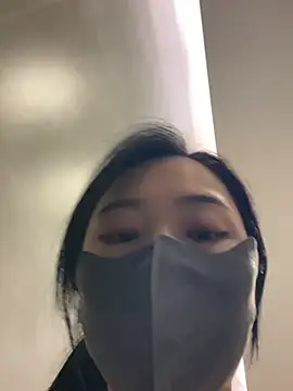 Nini_11 webcam