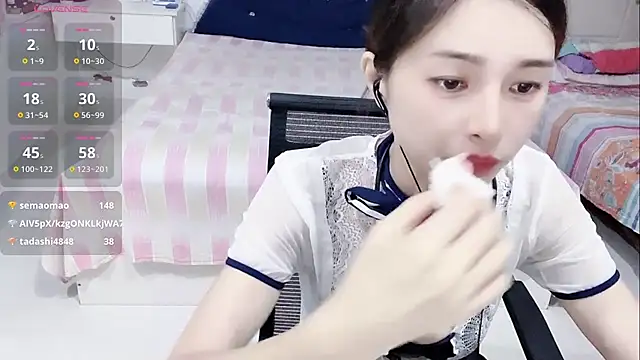miaomiao-99 webcam