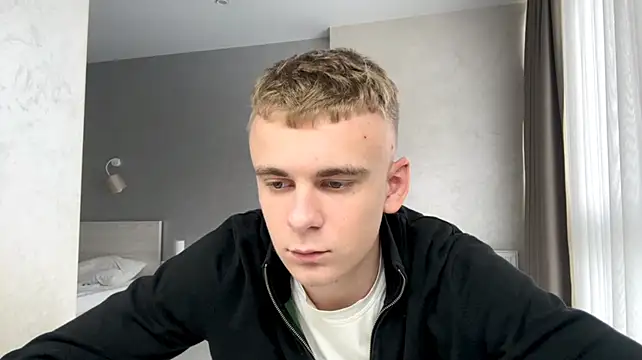 SoloFury live sex cam