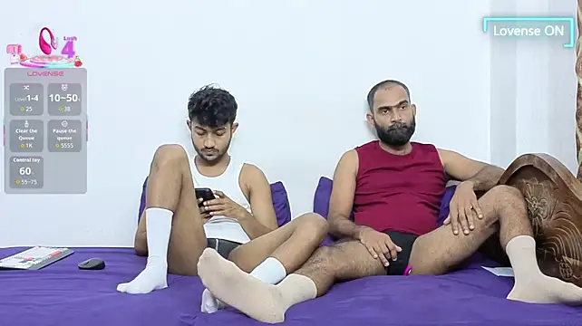 DesiDaddyandSon webcam