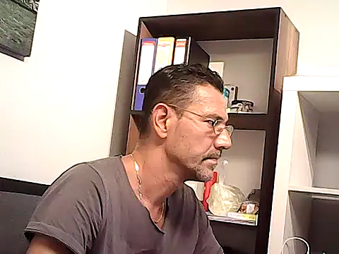 mastercharisma35 webcam