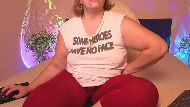 Bbw_Goddes webcam