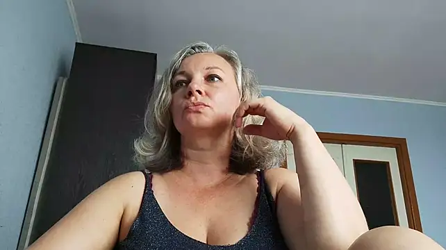 EdithManning webcam