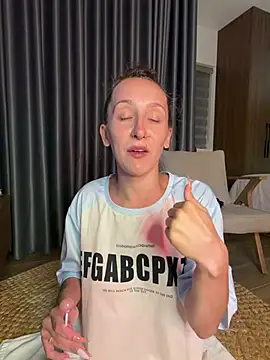 FlexibleDoll_ live cam