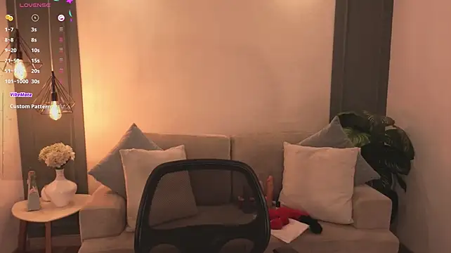 Hinata_98 webcam