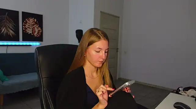Lana_Jewel webcam