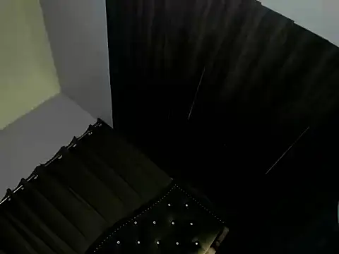 AraAlexandra webcam