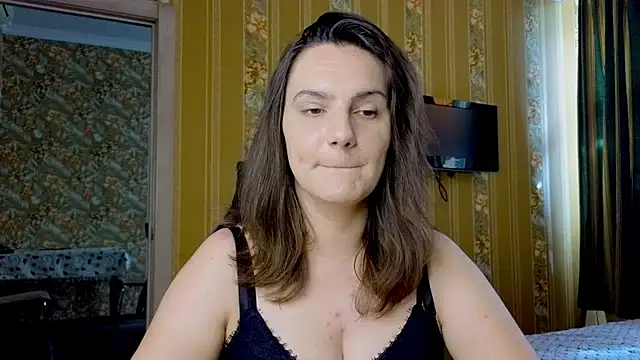 Miss-Understood webcam