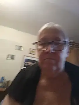 Molli1408 live cam on StripChat