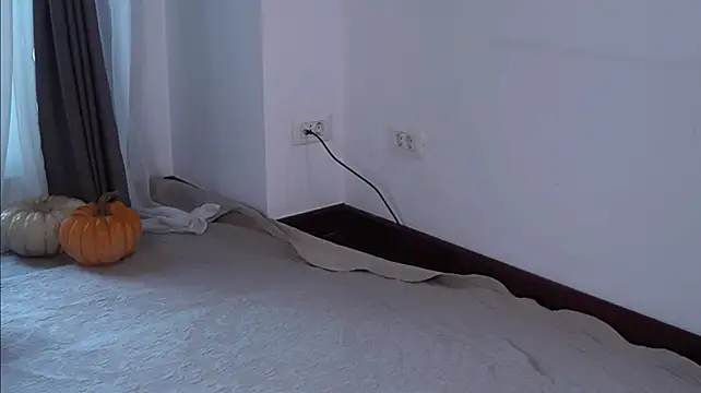 TheMaddisonShow_ webcam