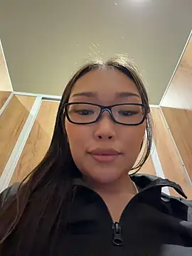 trytomakememoam 🐂 chat