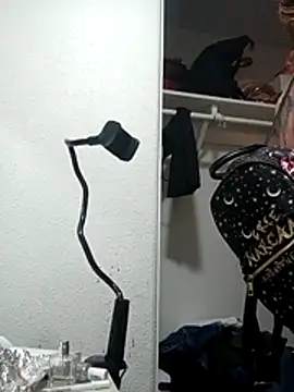 nakedgarbageperson webcam