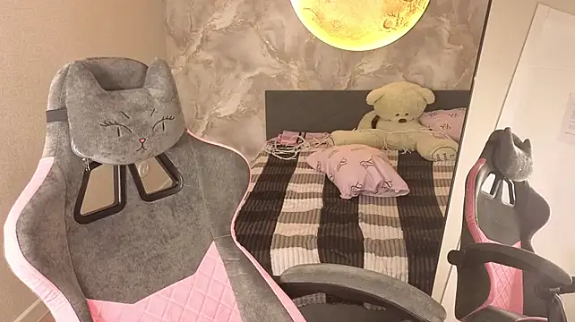 tiffany-royal webcam
