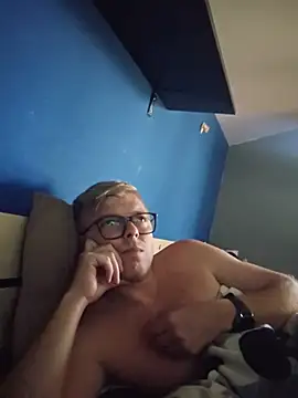 blondeboy92
