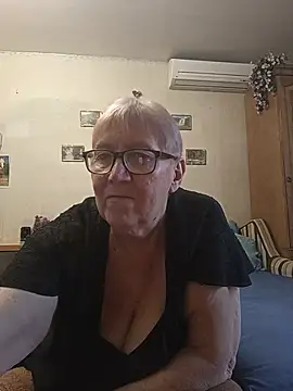 Molli1408 webcam
