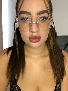 jazlinn4 webcam