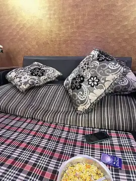 Curvy_GX webcam