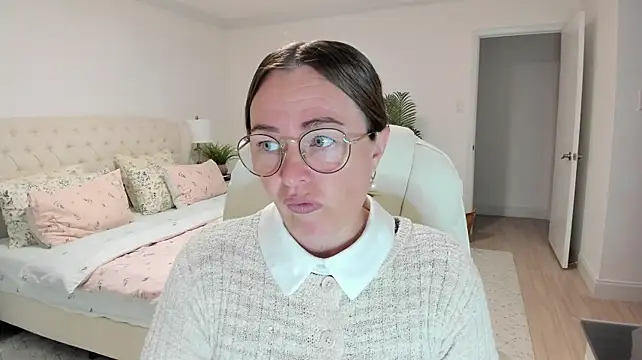 Vika73 webcam