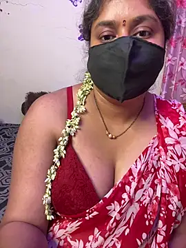 UR_Chocogirl webcam