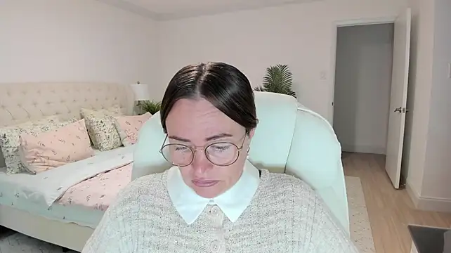 Vika73 🥜 sex chat