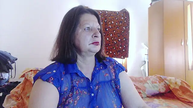 ExtasyMature webcam