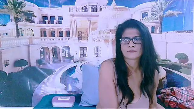 IndianAllure webcam