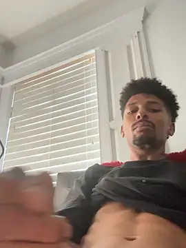 BigPrettyDick777 live cam
