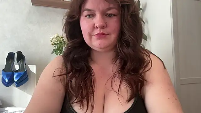 Fluffy_Puffy 🌃 online naked chat