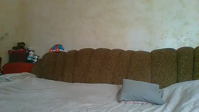 MilaSky5303 live cam on StripChat