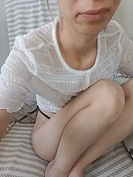 Mia_3535 live cam on StripChat