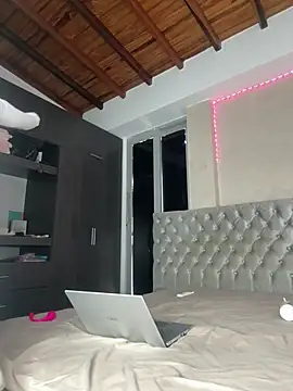 Sarasweet_sex live sex cam